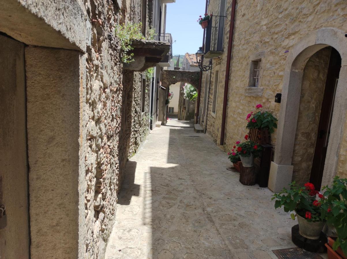B&B Villa Argimusco Montalbano Elicona Dış mekan fotoğraf